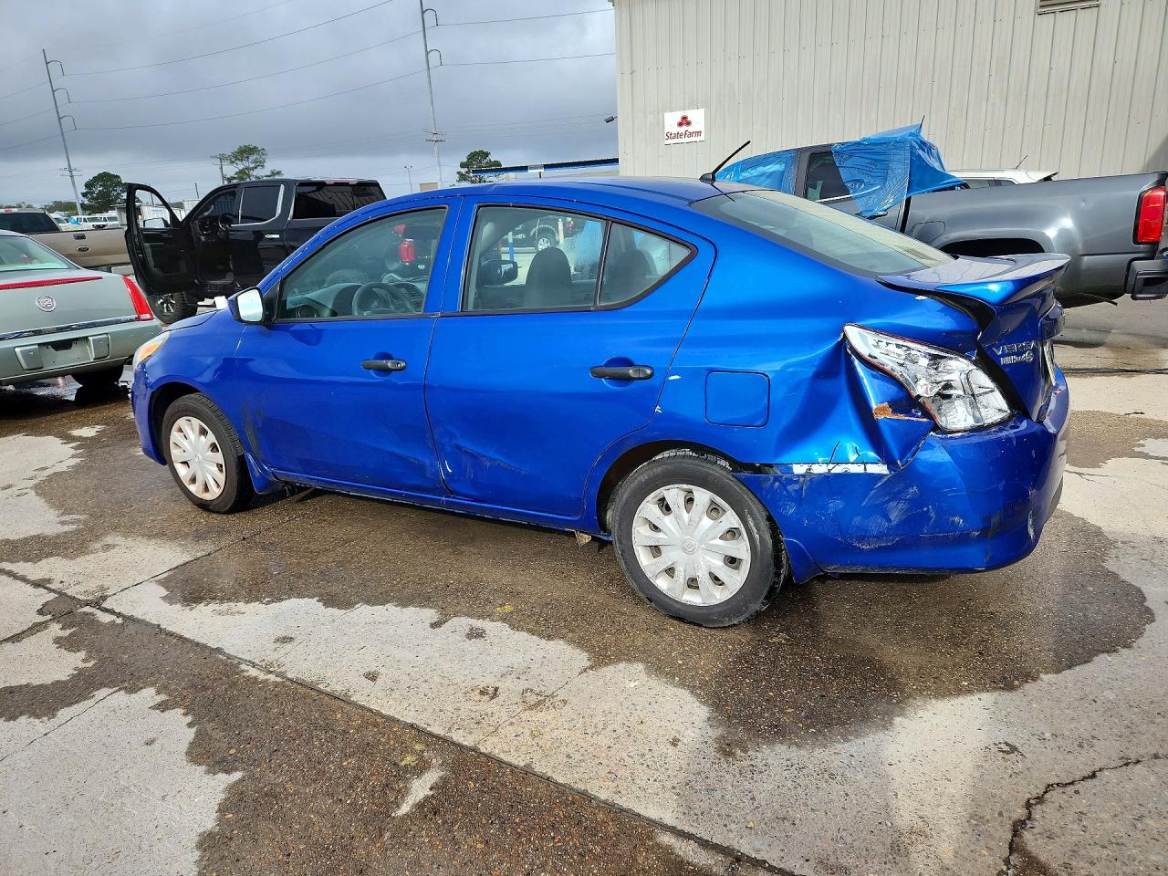 Nissan Versa 1.6 S Plus