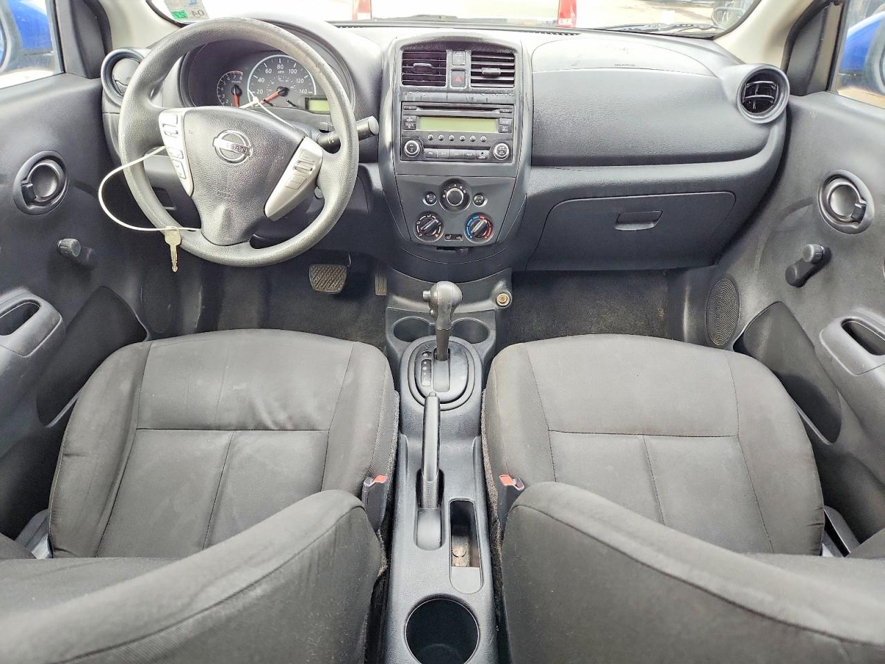 Nissan Versa 1.6 S Plus