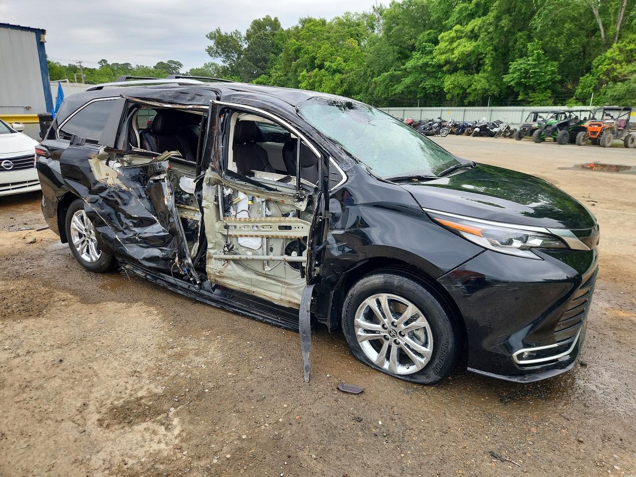 Toyota Sienna Platinum 7-passenger