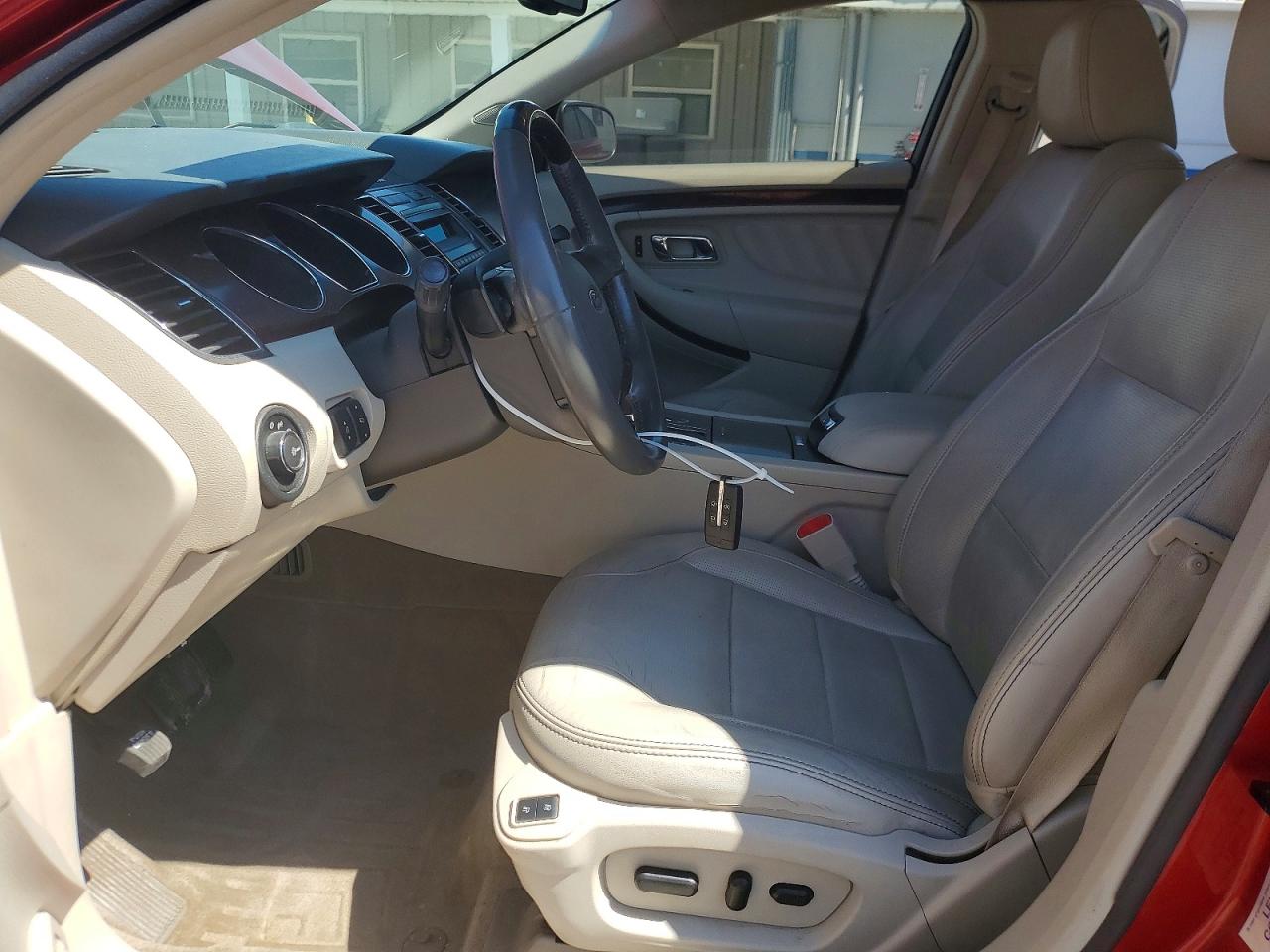 Ford Taurus Limited