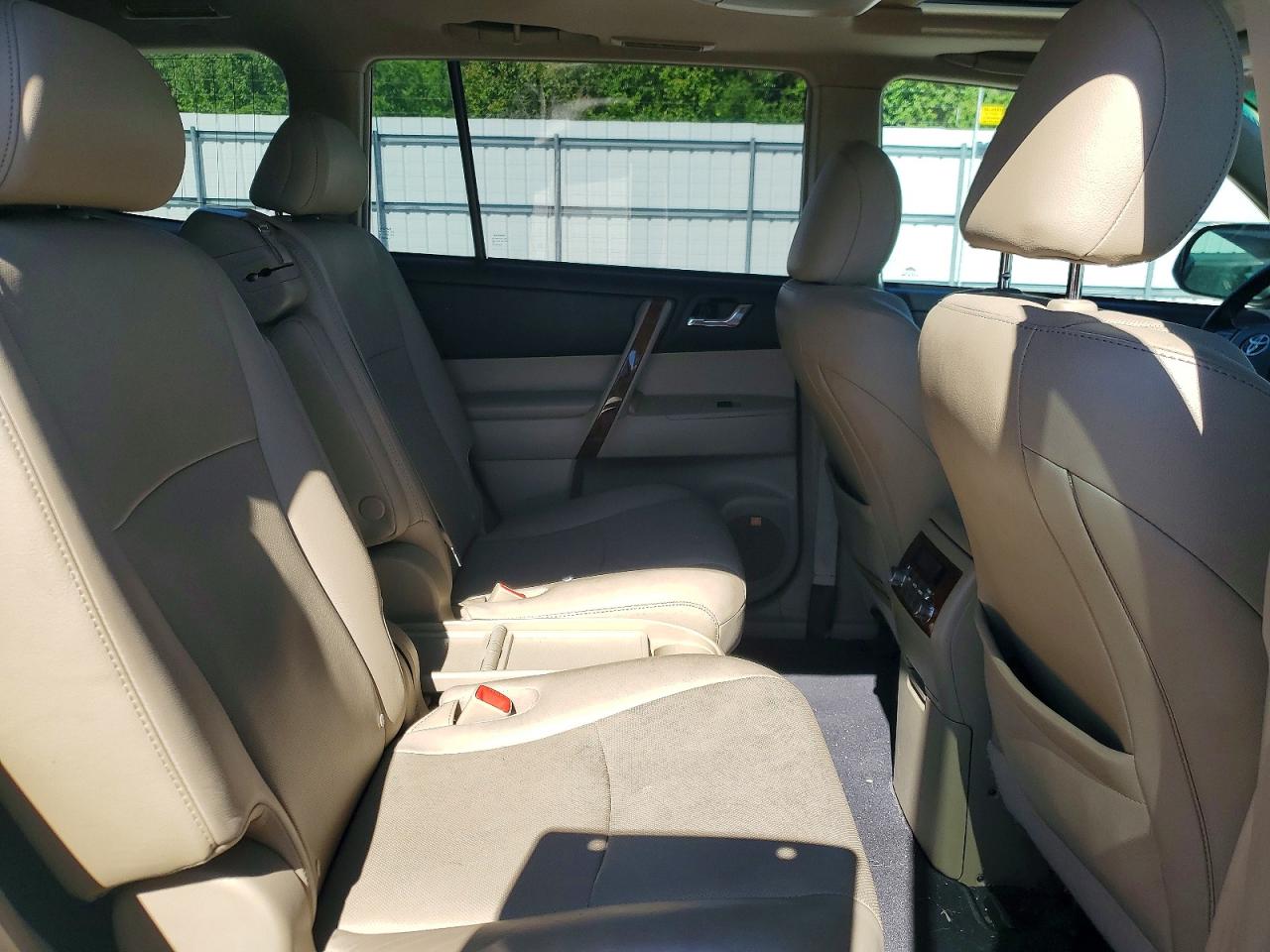 Toyota Highlander Limited