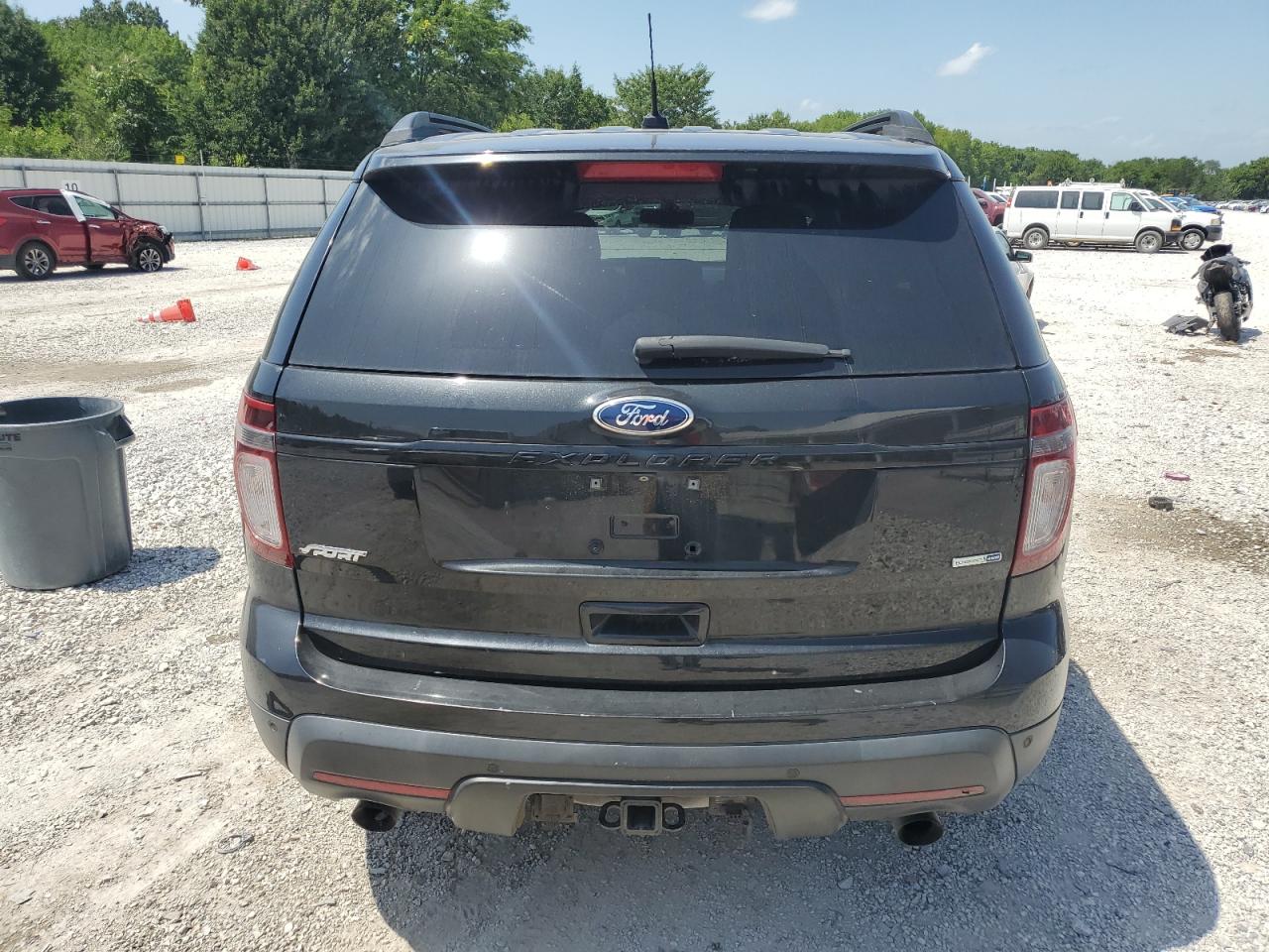 Ford Explorer Sport