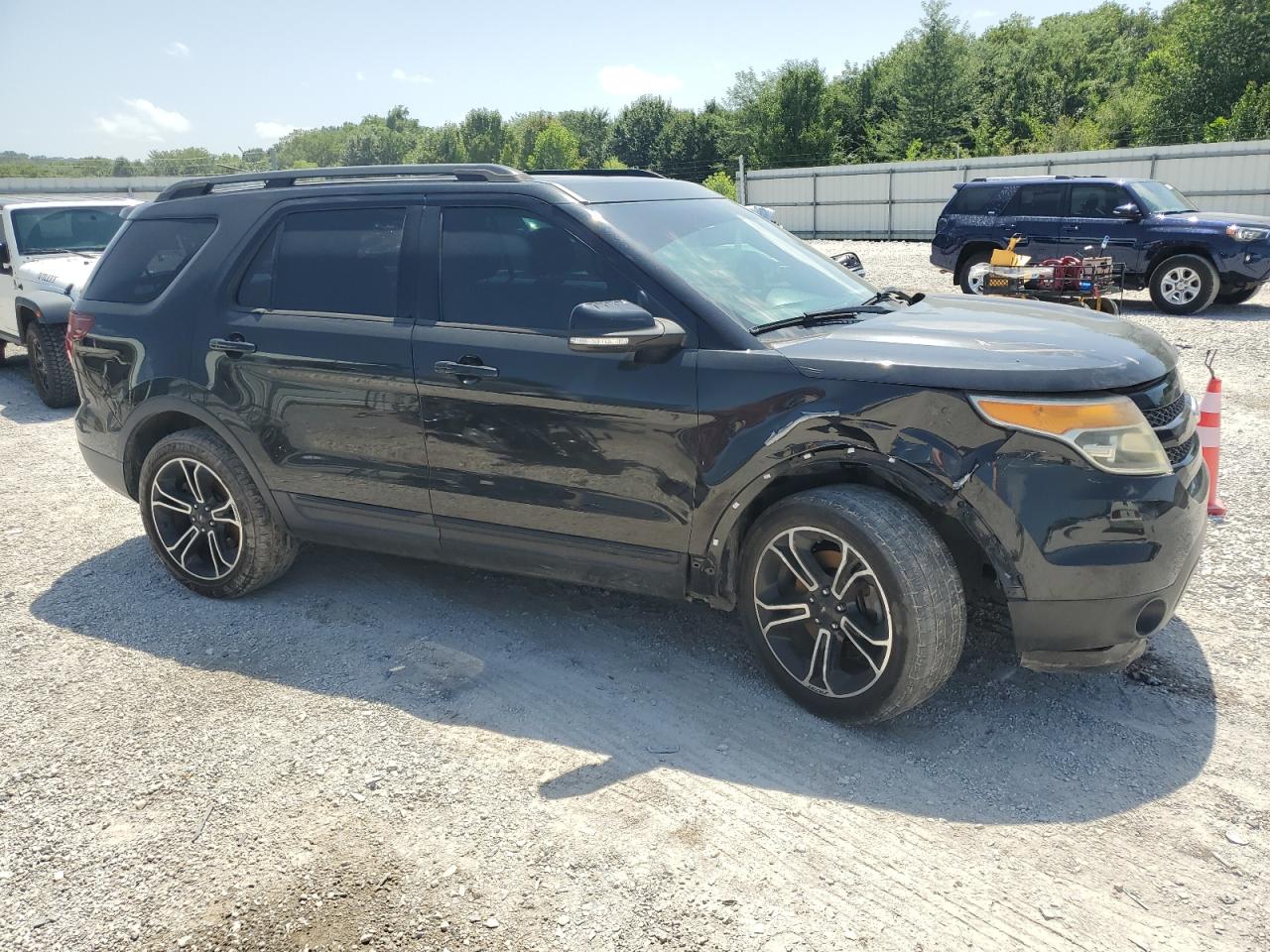 Ford Explorer Sport