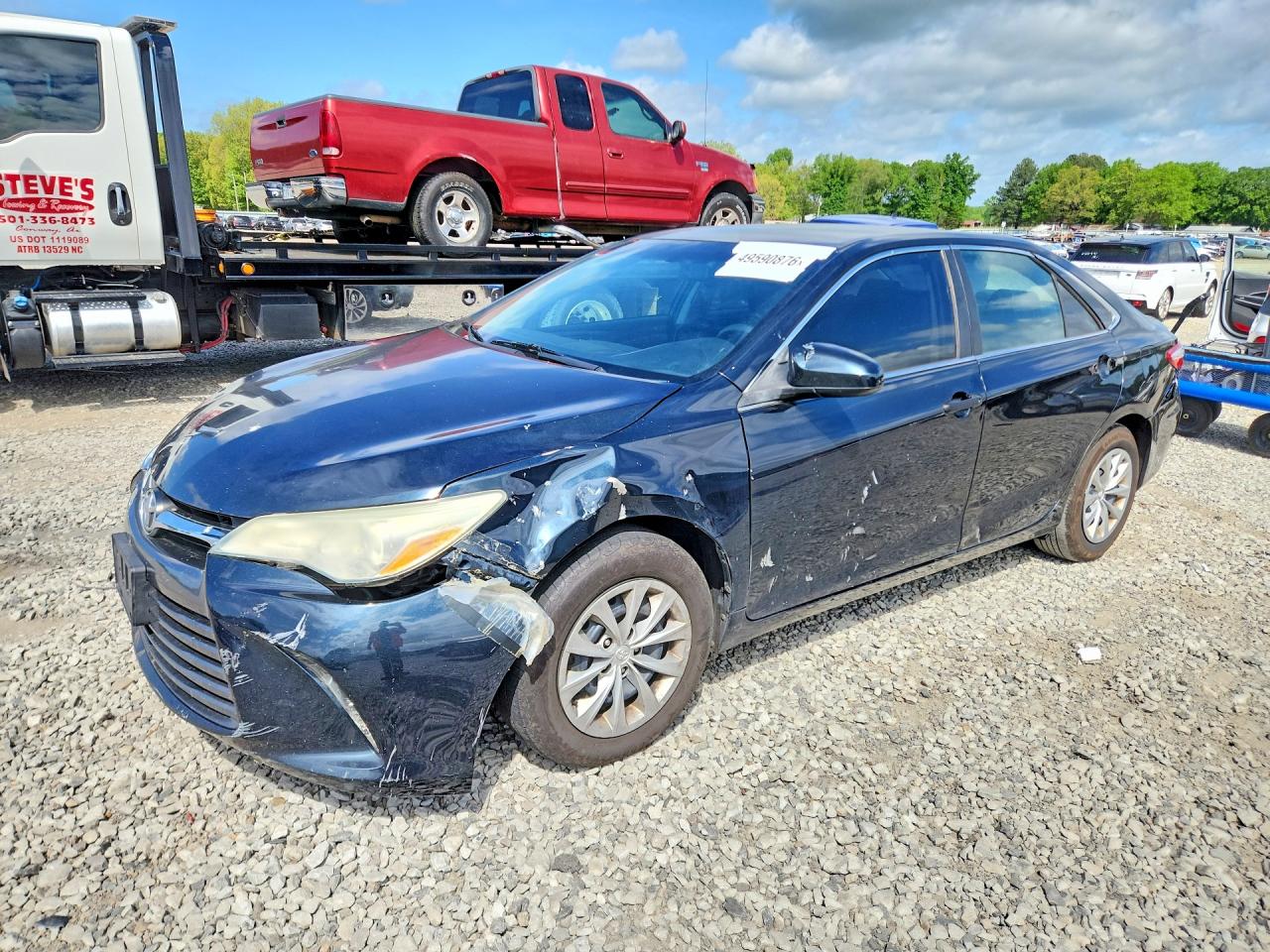 Salvage Toyota Camry Image