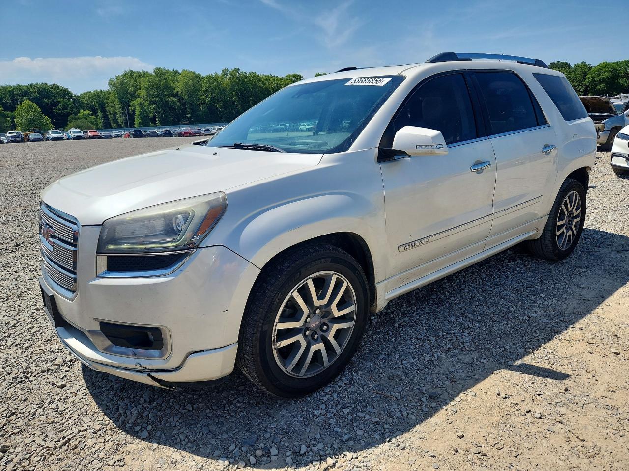 Salvage GMC Acadia Image