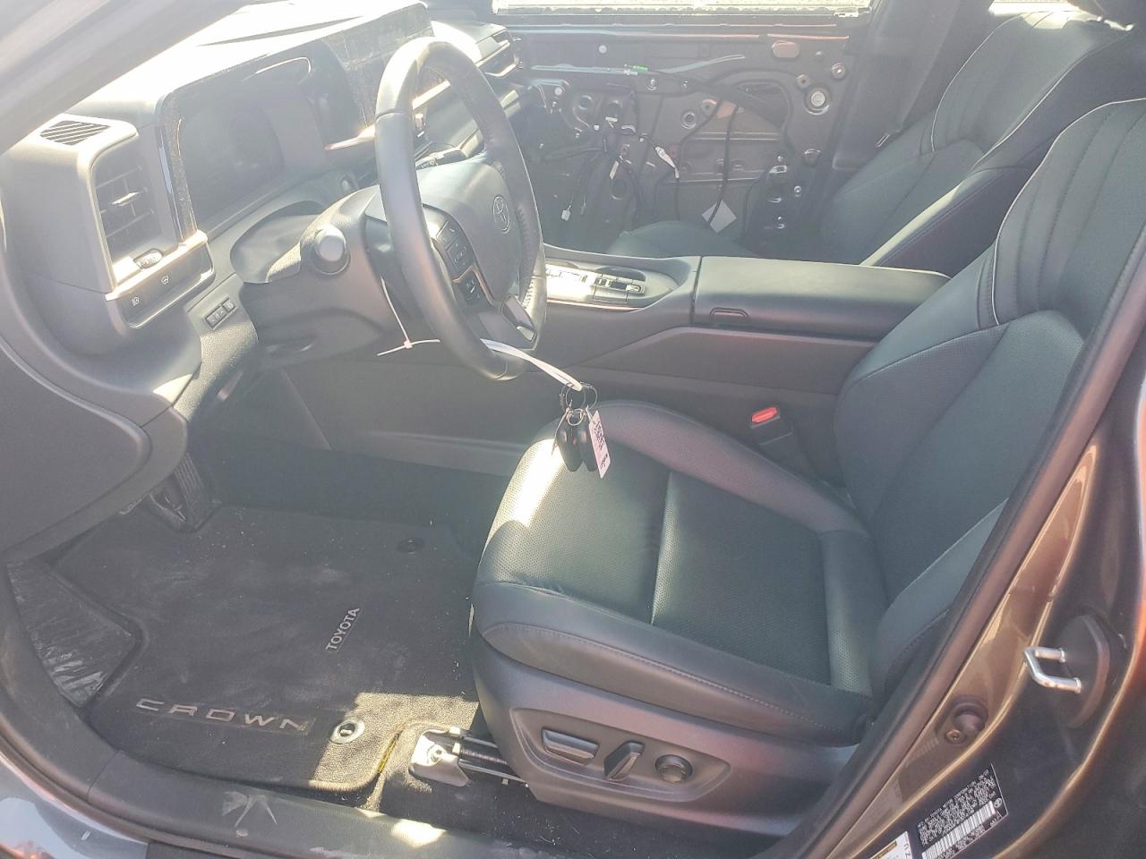 Toyota Crown Limi Limited