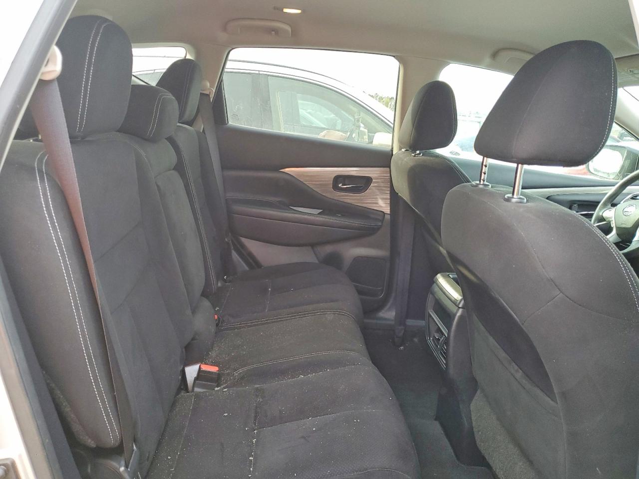 Nissan Murano S