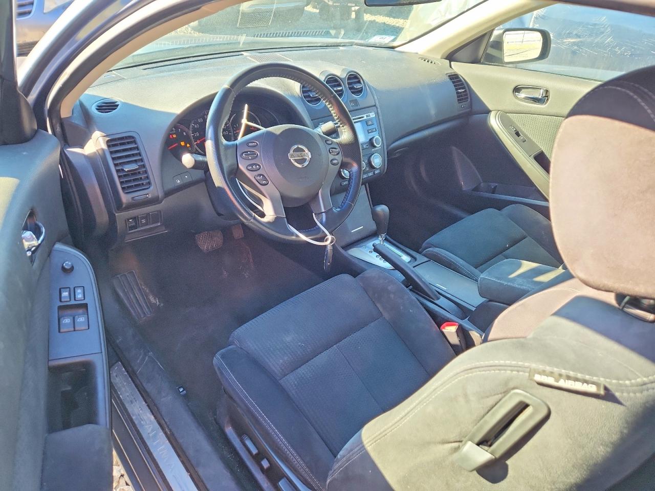 Nissan Altima S