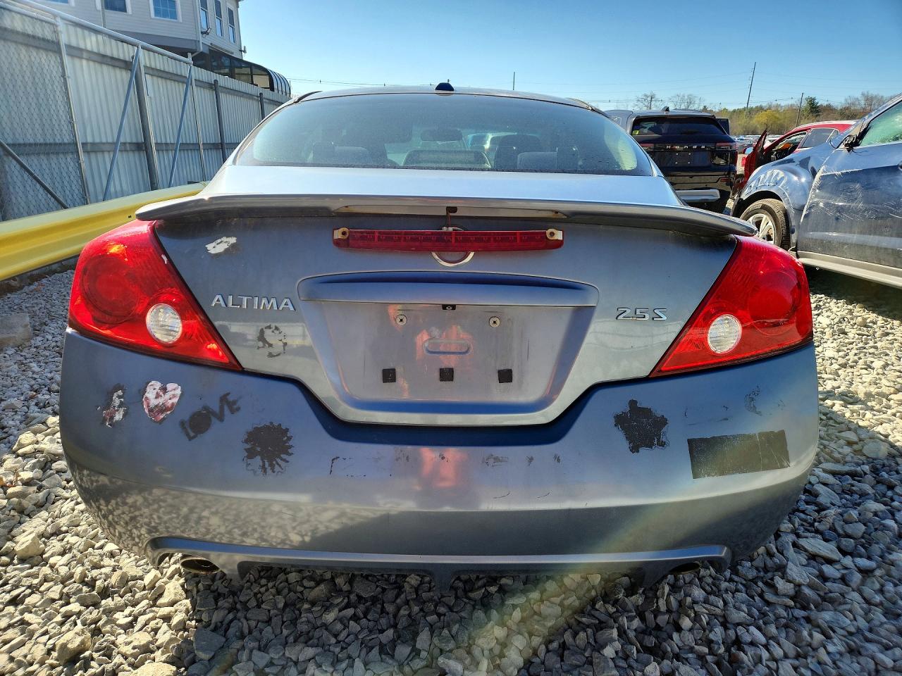 Nissan Altima S