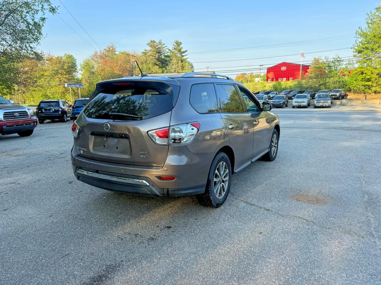 Nissan Pathfinder S