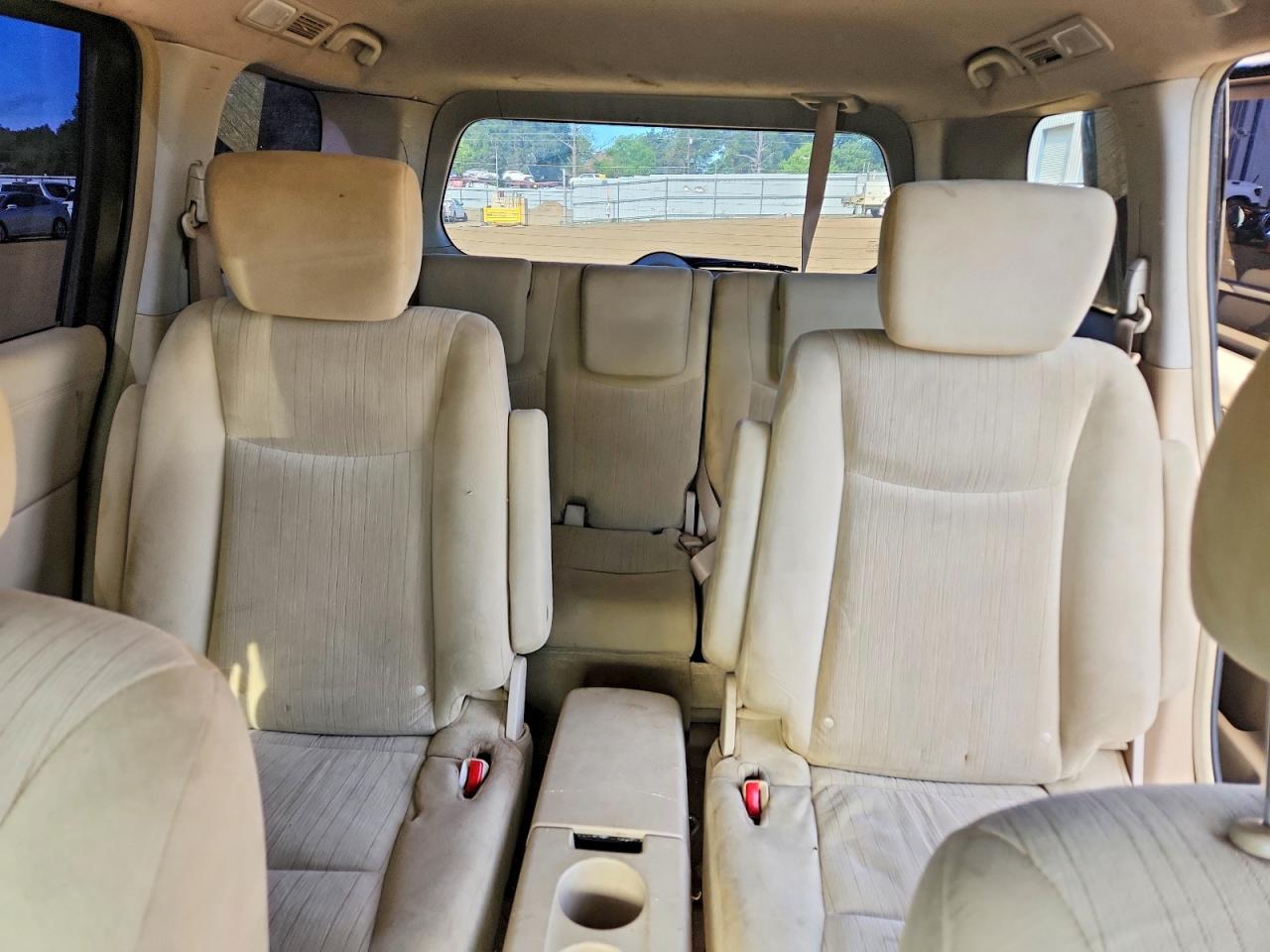 Nissan Quest Sv