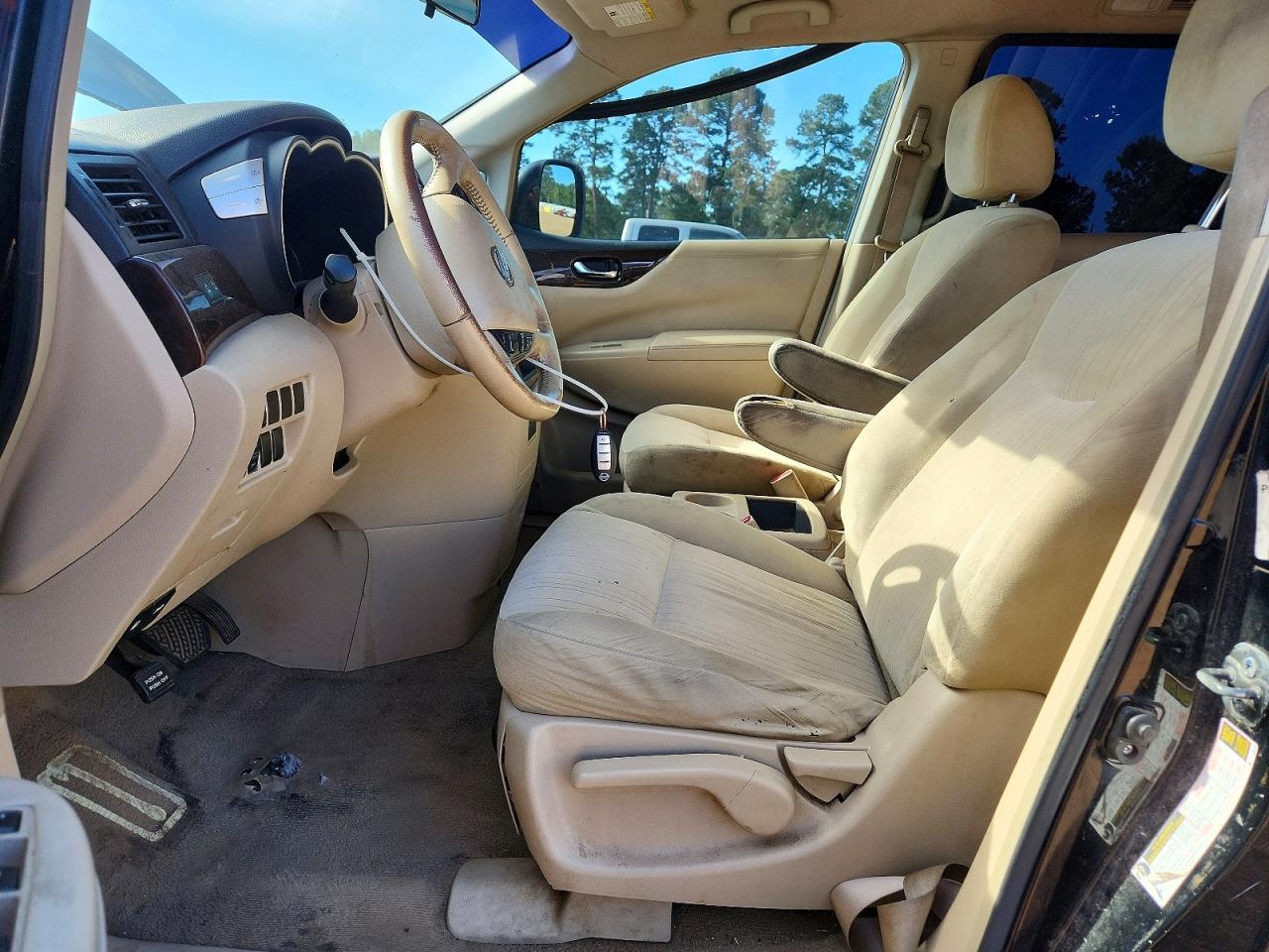 Nissan Quest Sv