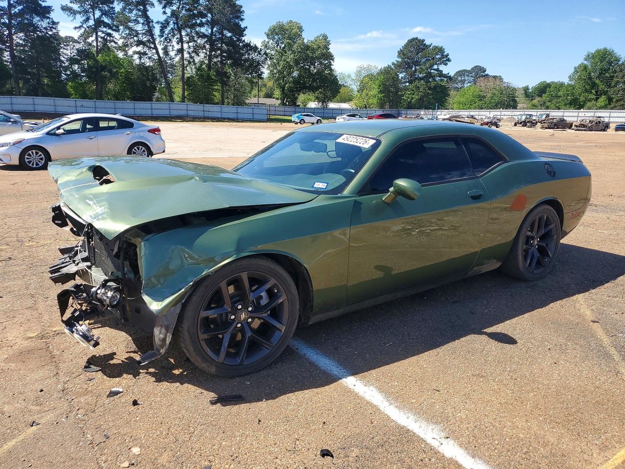 Salvage Dodge Challenger Image