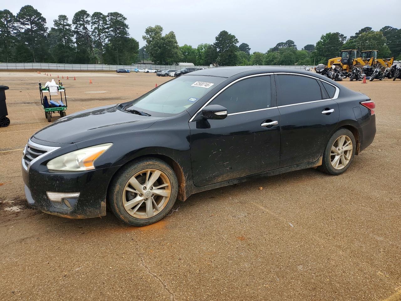 Salvage Nissan Altima Image