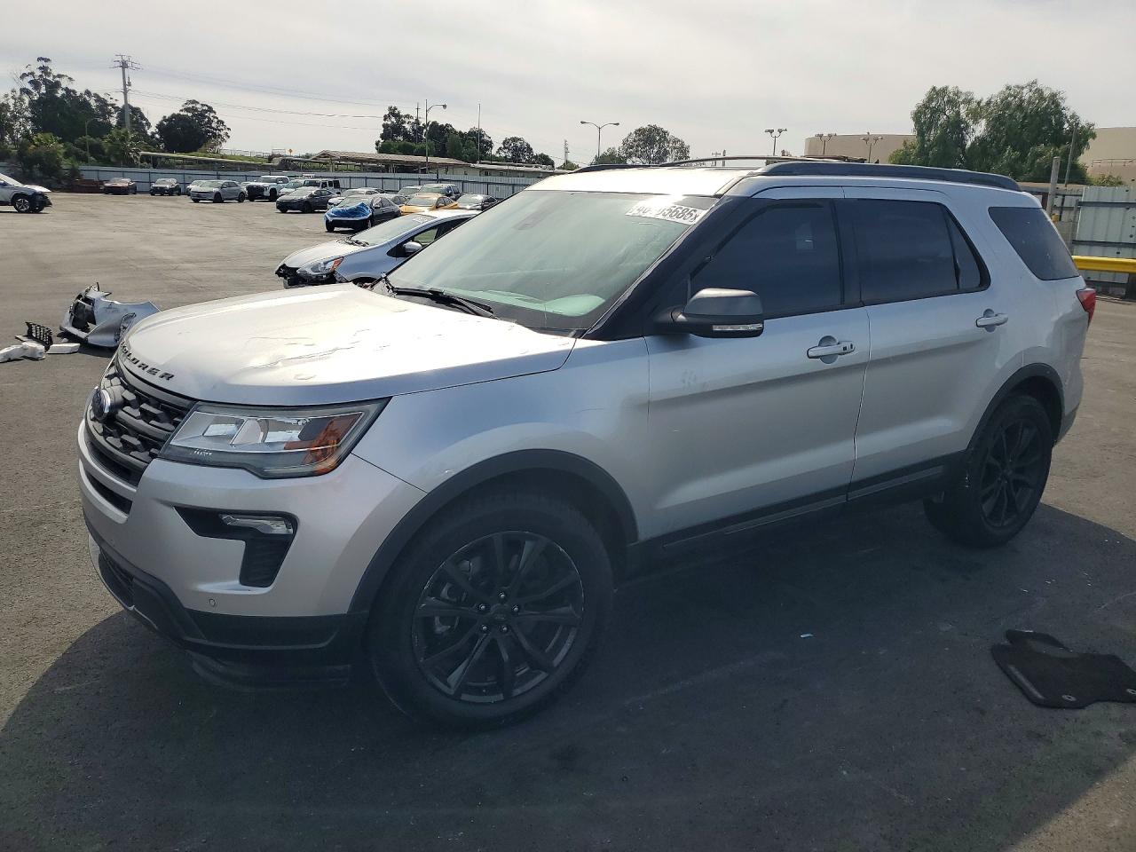 Salvage Ford Explorer Image