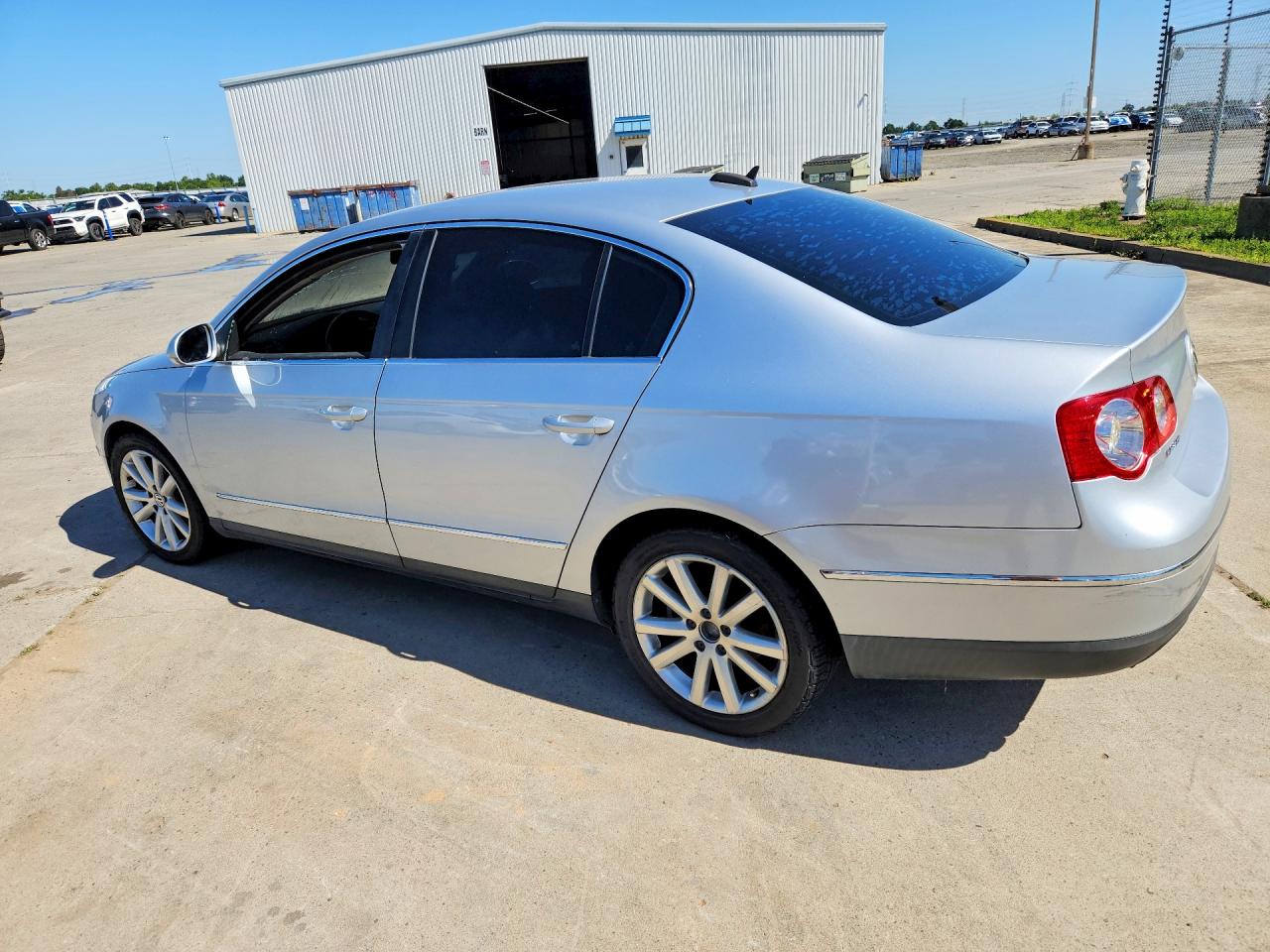 Volkswagen Passat 2.0t Luxury