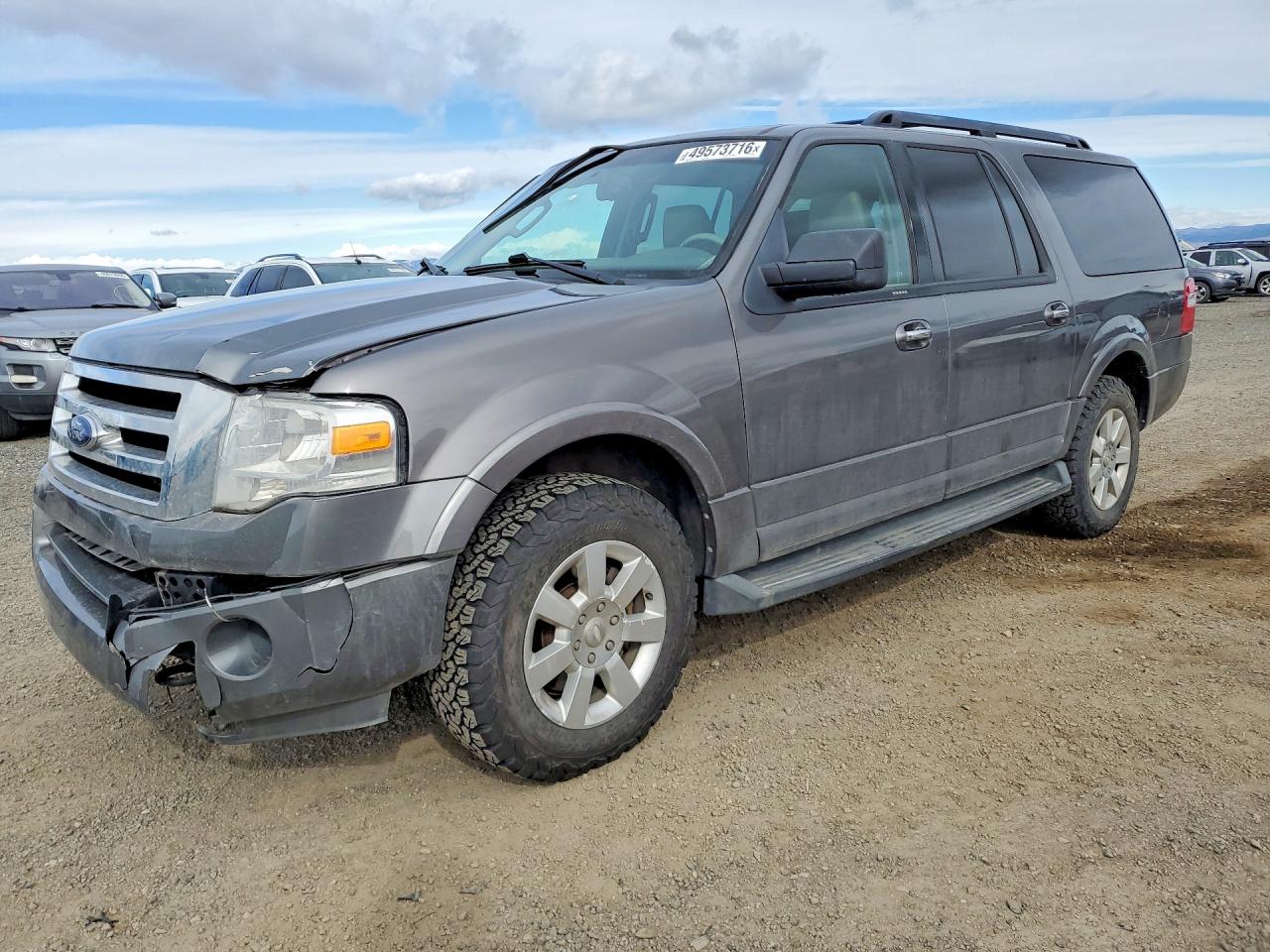 Salvage Ford Expedition Image