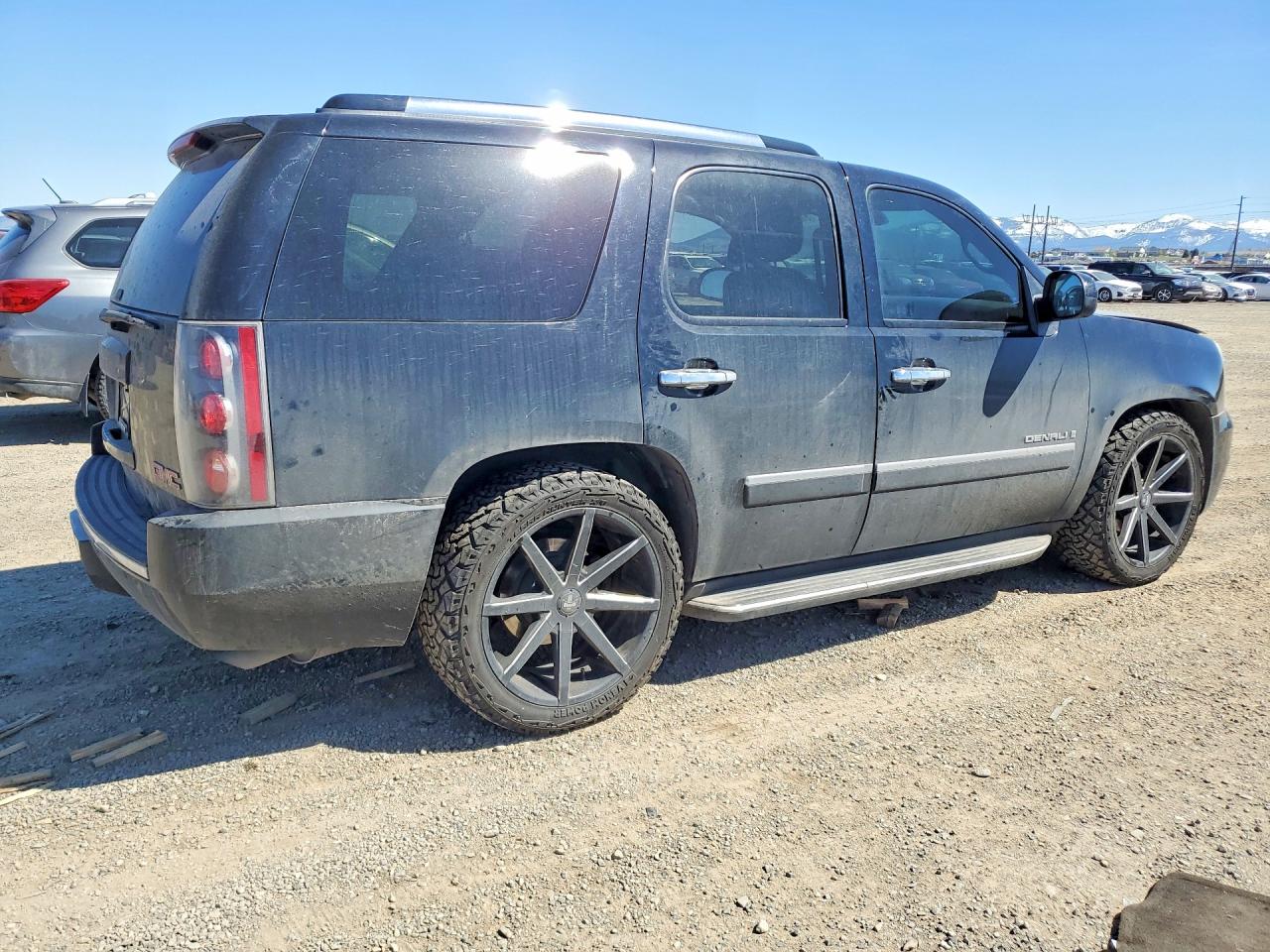 GMC Yukon Denali