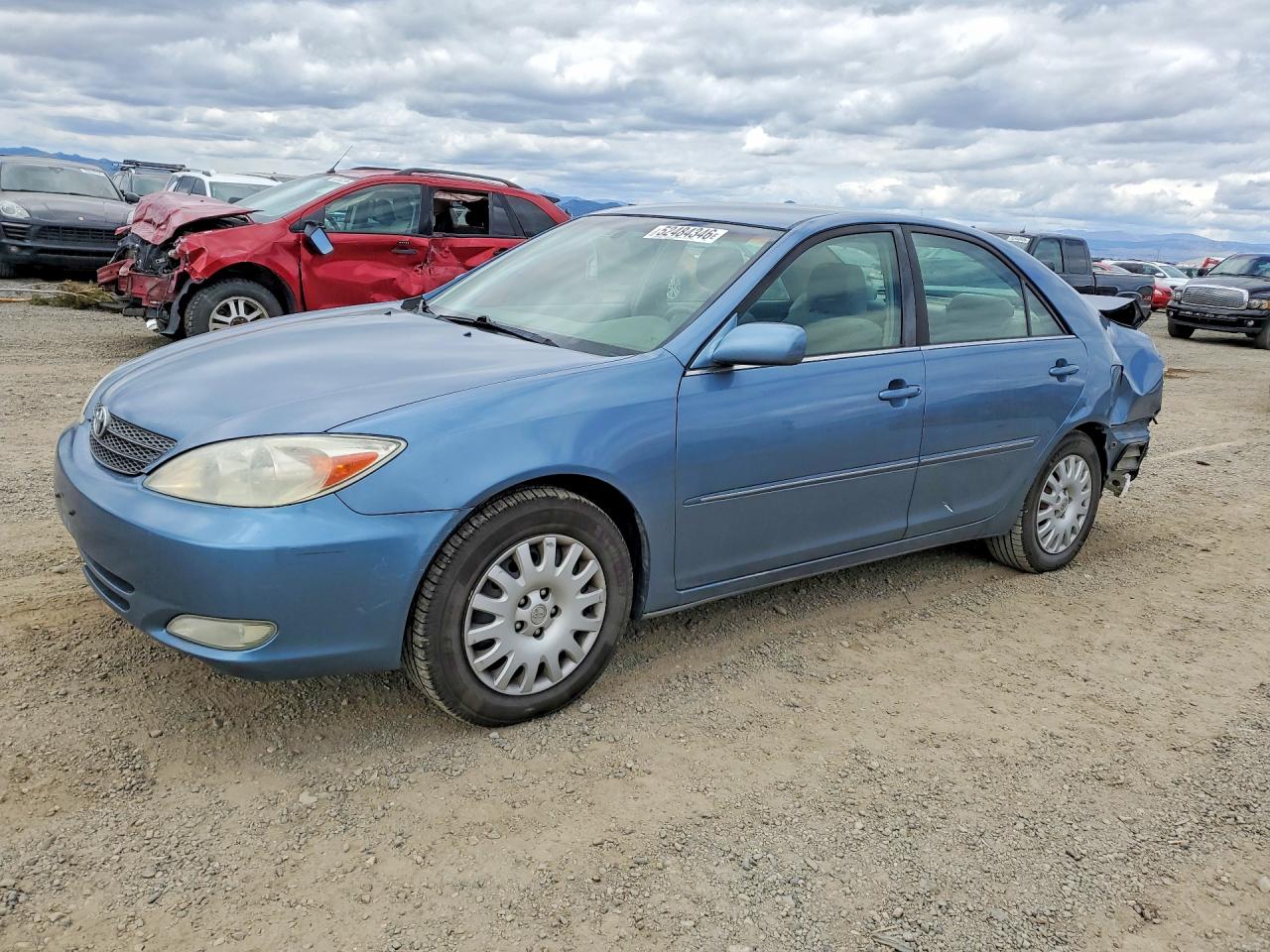 Salvage Toyota Camry Image