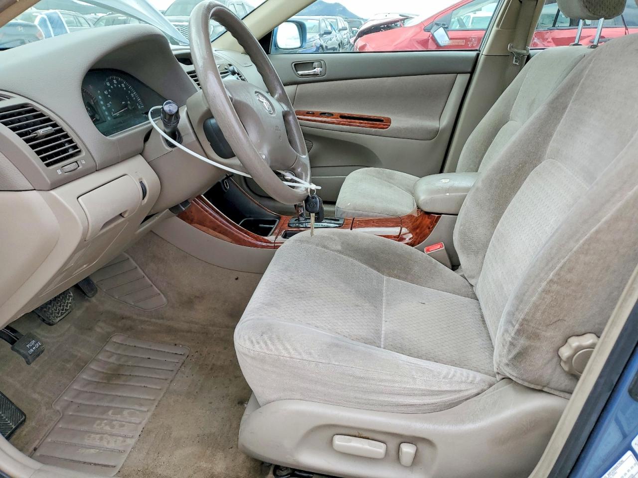 Toyota Camry Xle