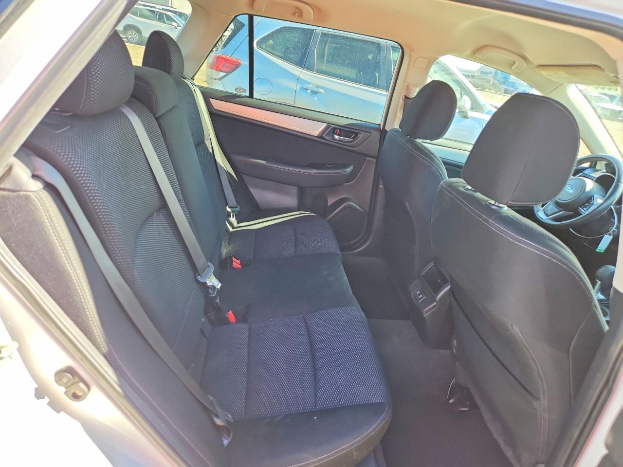 Subaru Outback 2.5i Premium