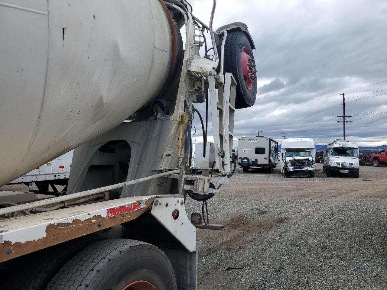 Freightliner Fld120 Fld120