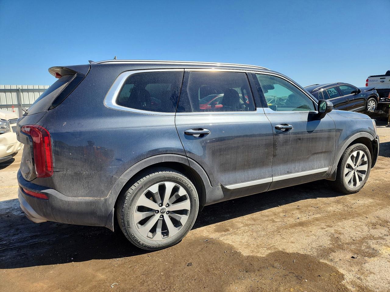 Kia Telluride S