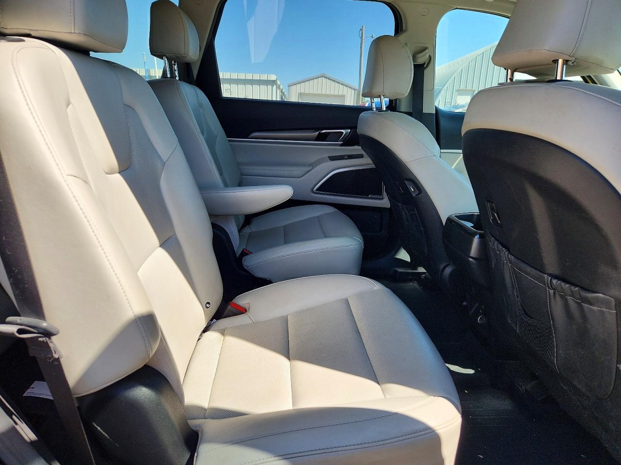 Kia Telluride S