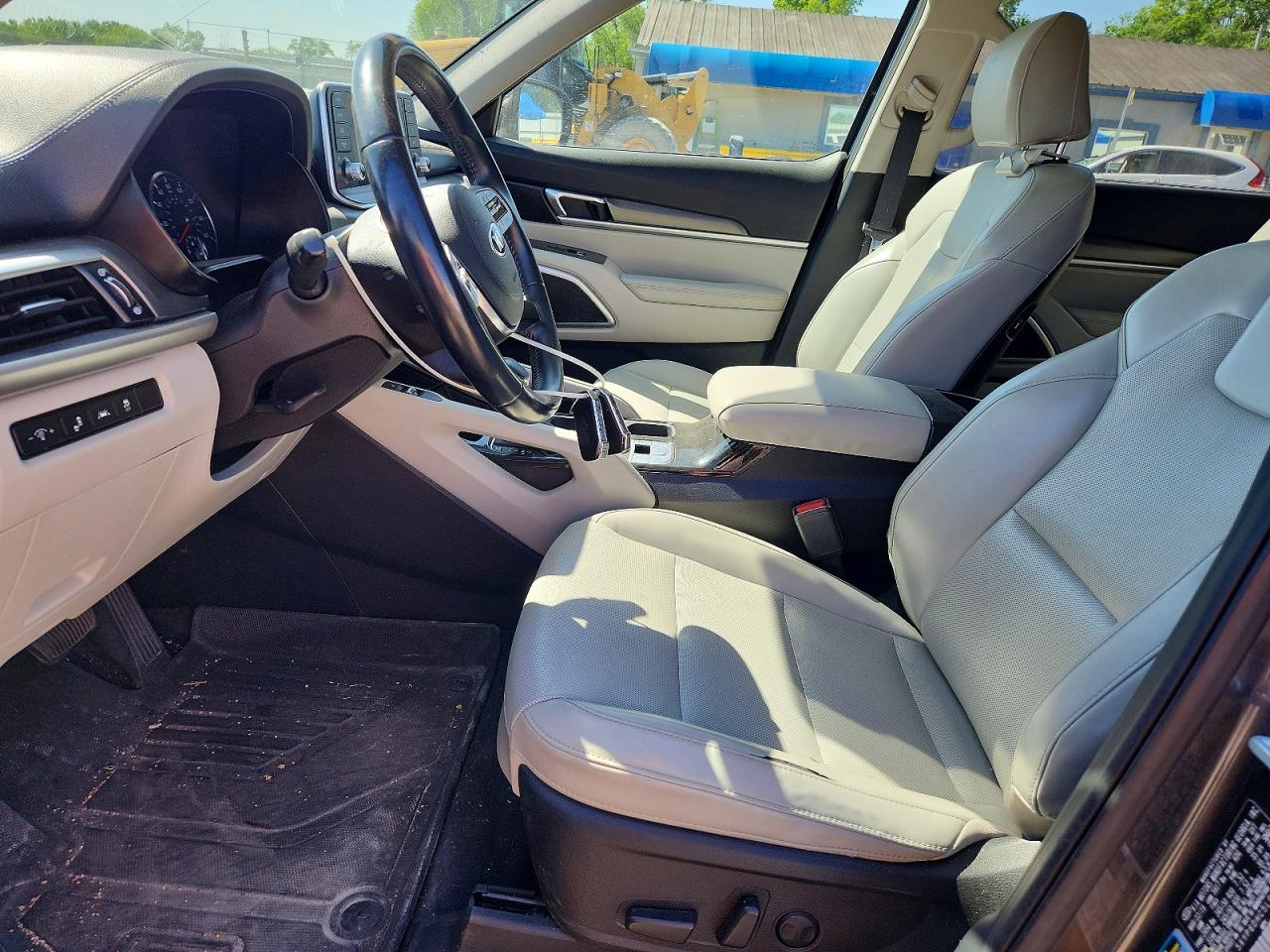 Kia Telluride S