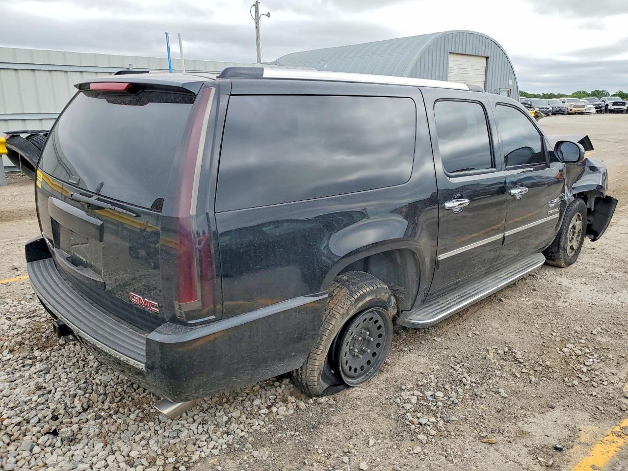 GMC Yukon Denali
