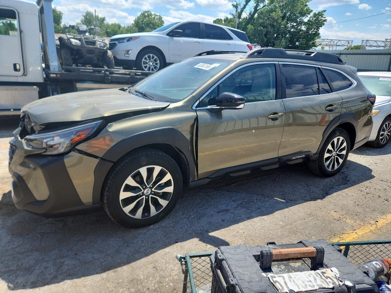 Salvage Subaru Outback Image