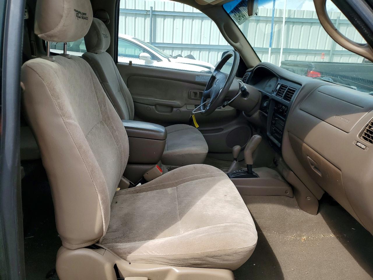 Toyota Tacoma Xtracab
