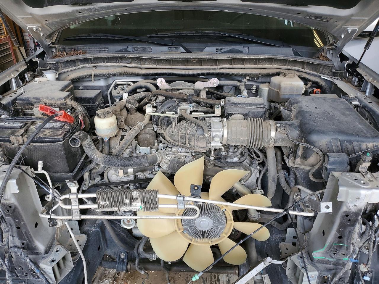 Nissan Armada Sv