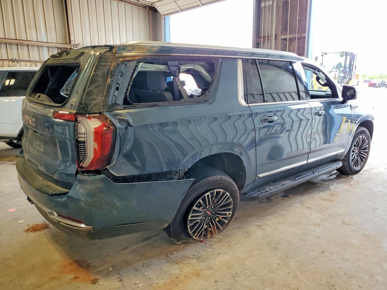 GMC Yukon Elevation
