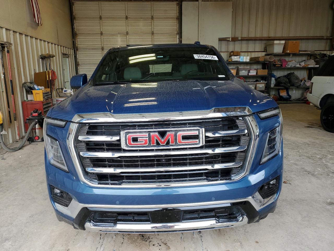 GMC Yukon Elevation