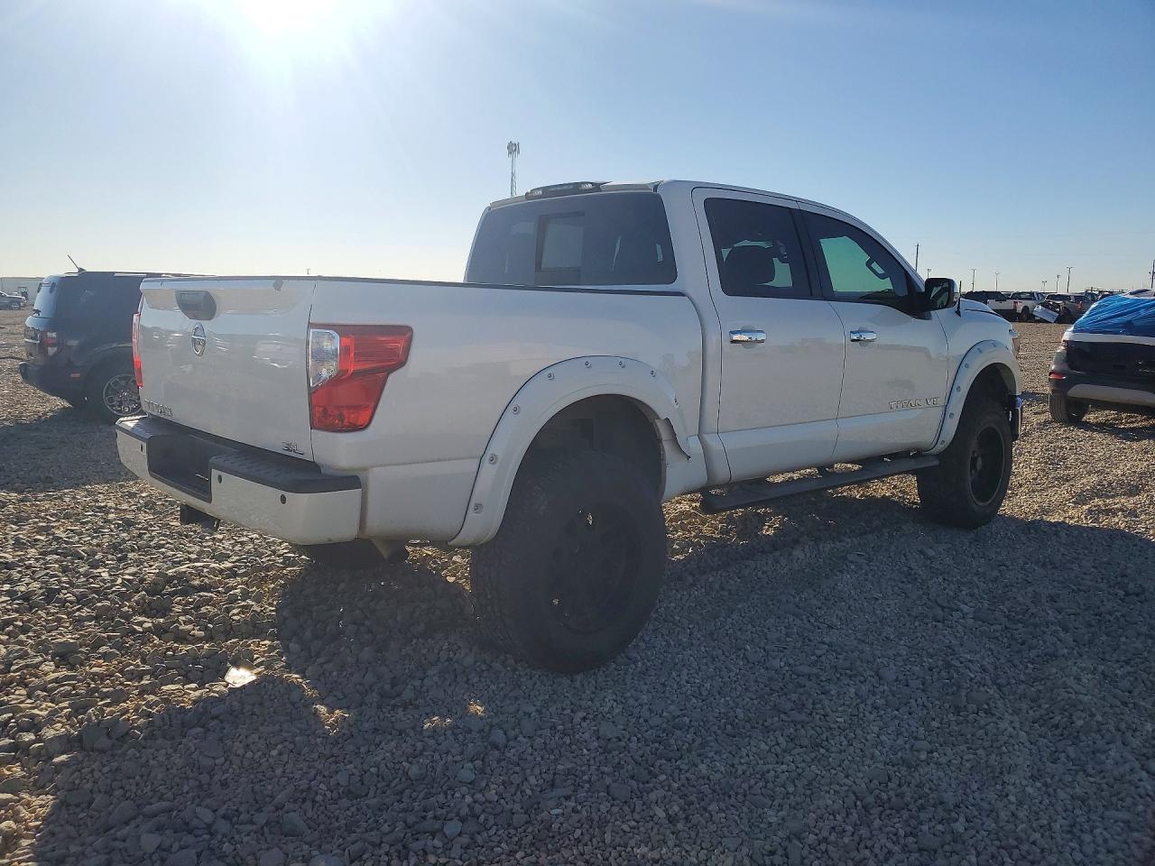 Nissan Titan Sl
