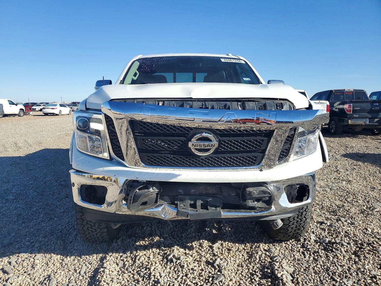 Nissan Titan Sl