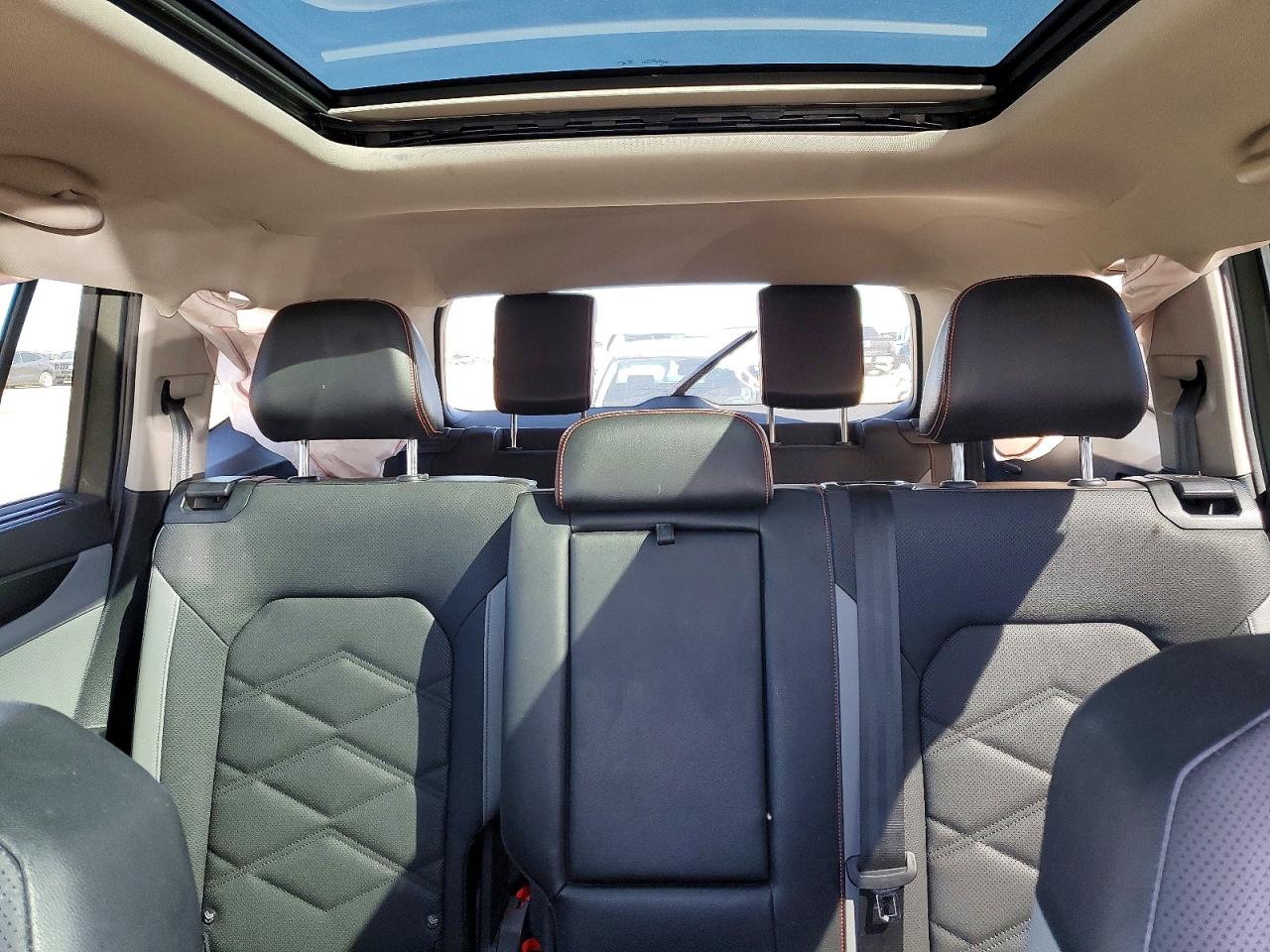 Volkswagen Atlas Peak Edition Sel