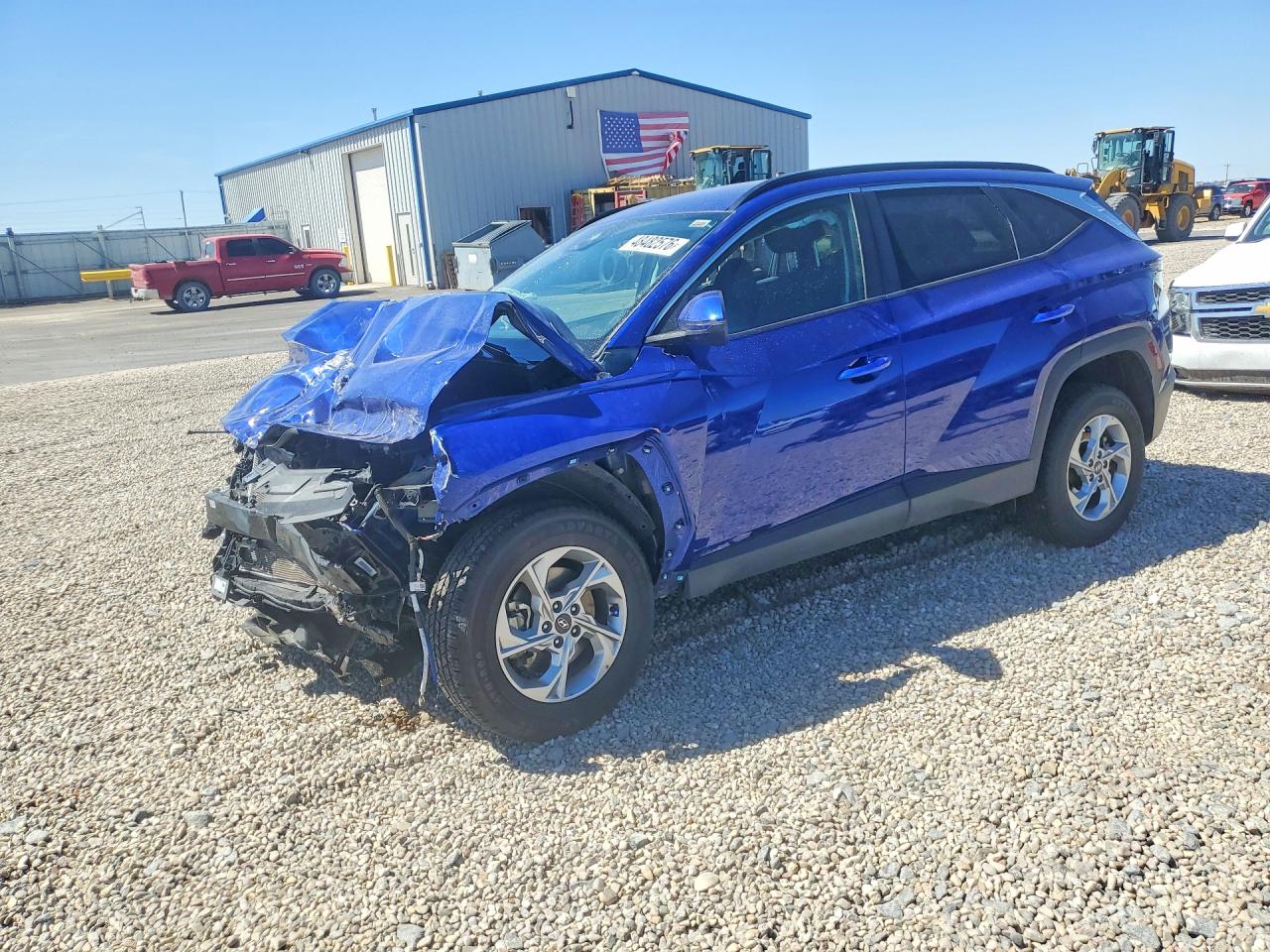 Salvage Hyundai TUCSON Image