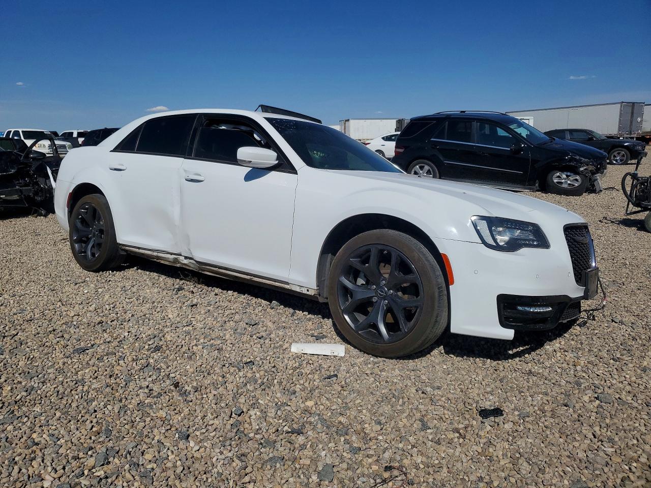 Chrysler 300 S