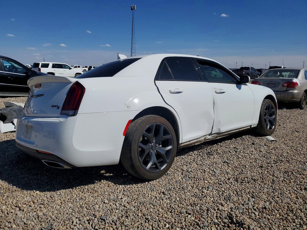 Chrysler 300 S