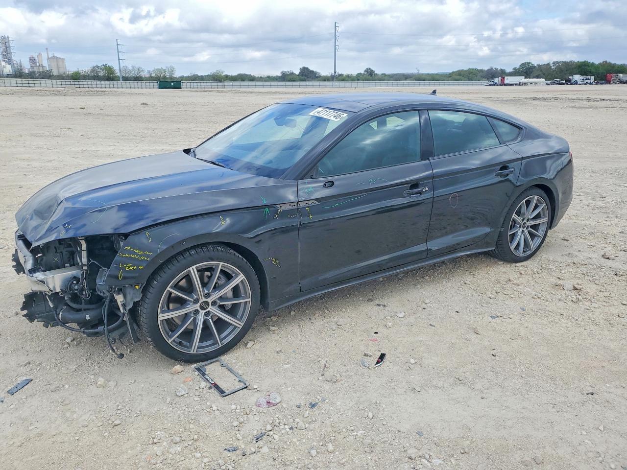 Salvage Audi A5 Image