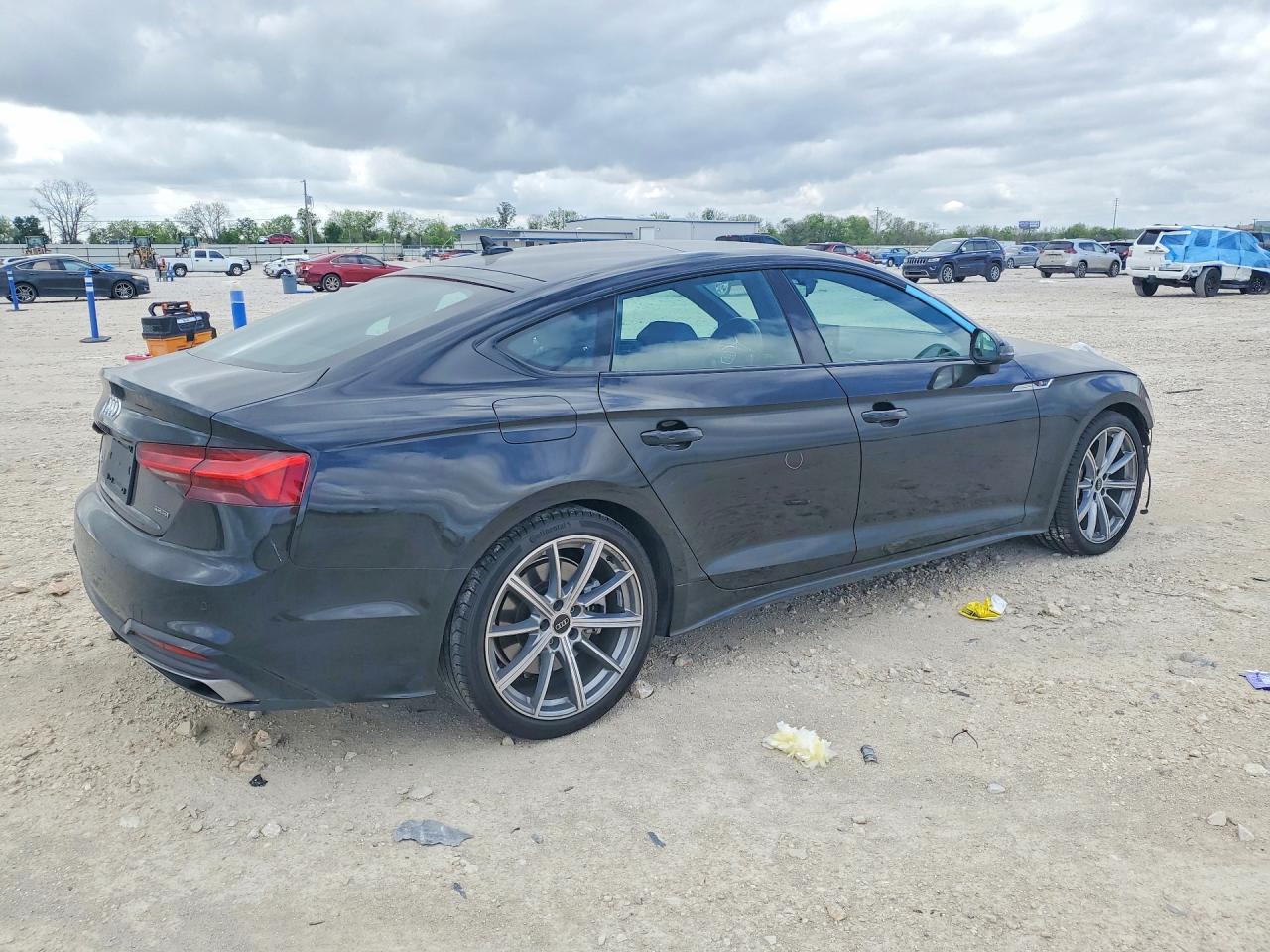Audi A5 Premium 45