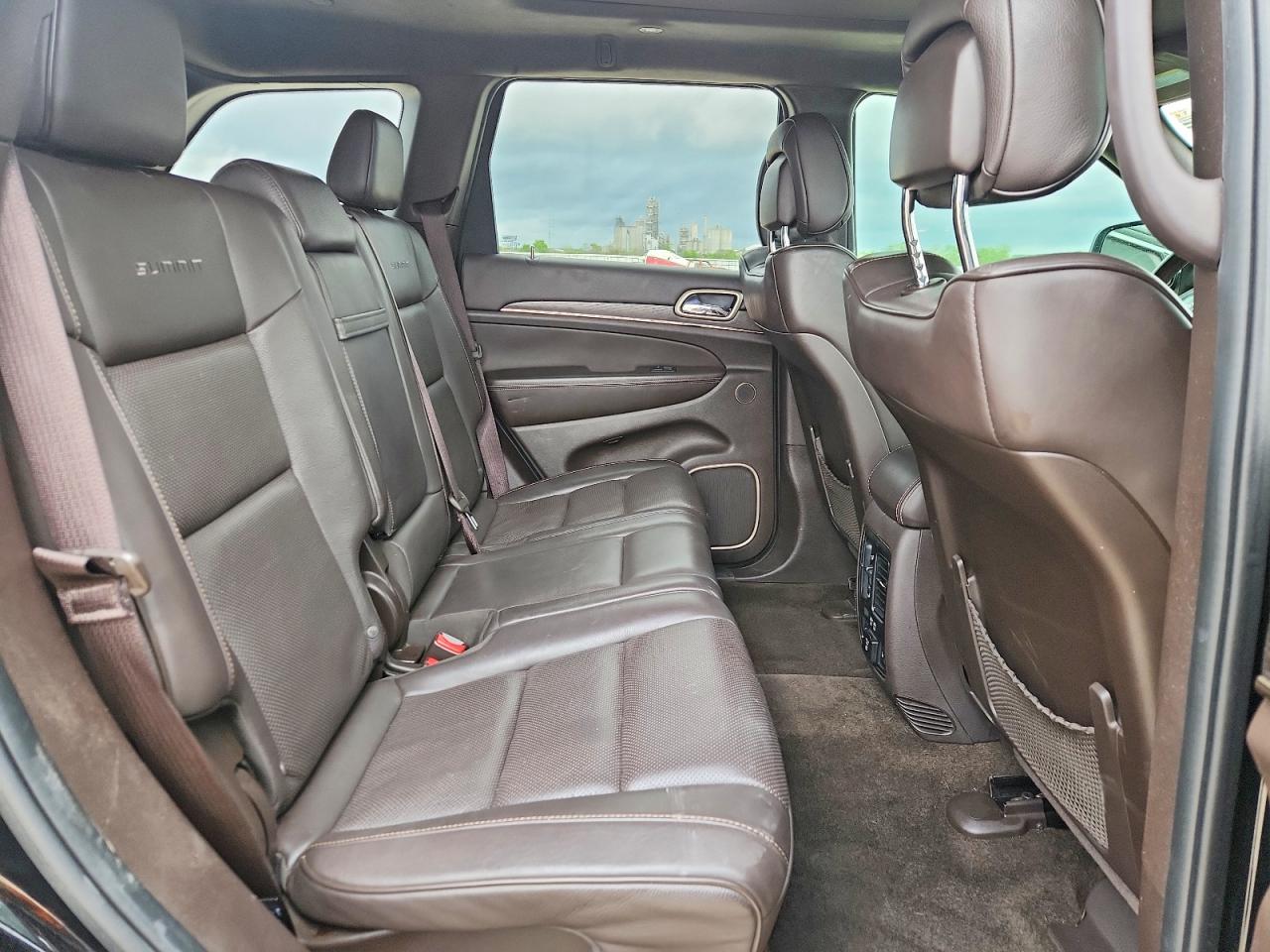 Jeep Cherokee Summit