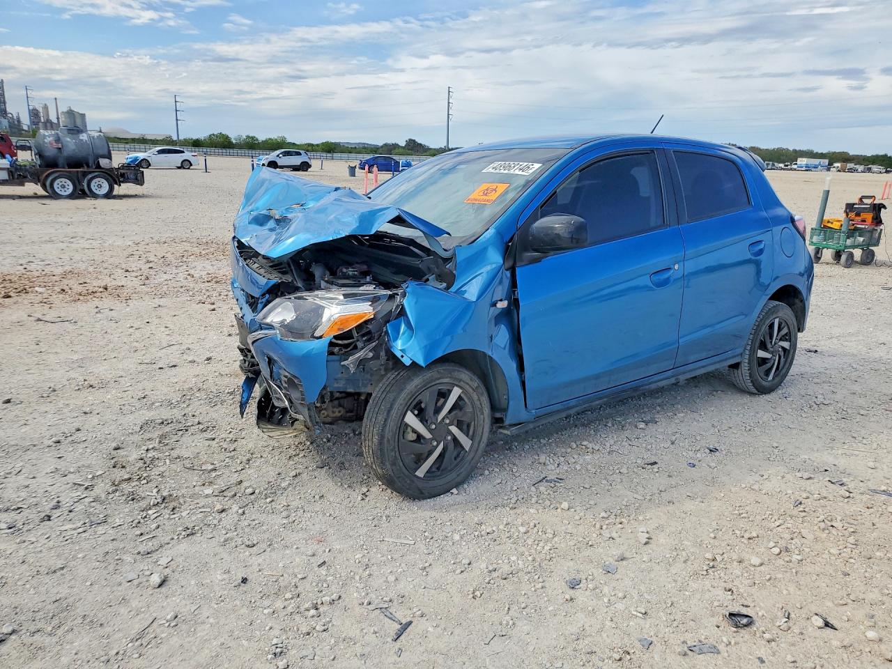 Salvage Mitsubishi Mirage Image