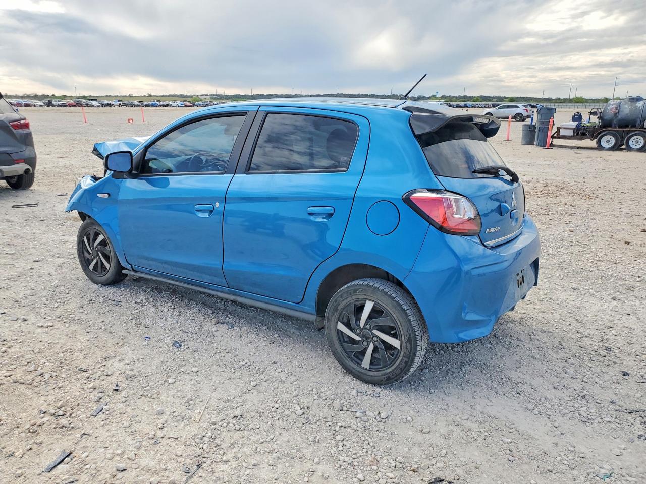 Mitsubishi Mirage Es