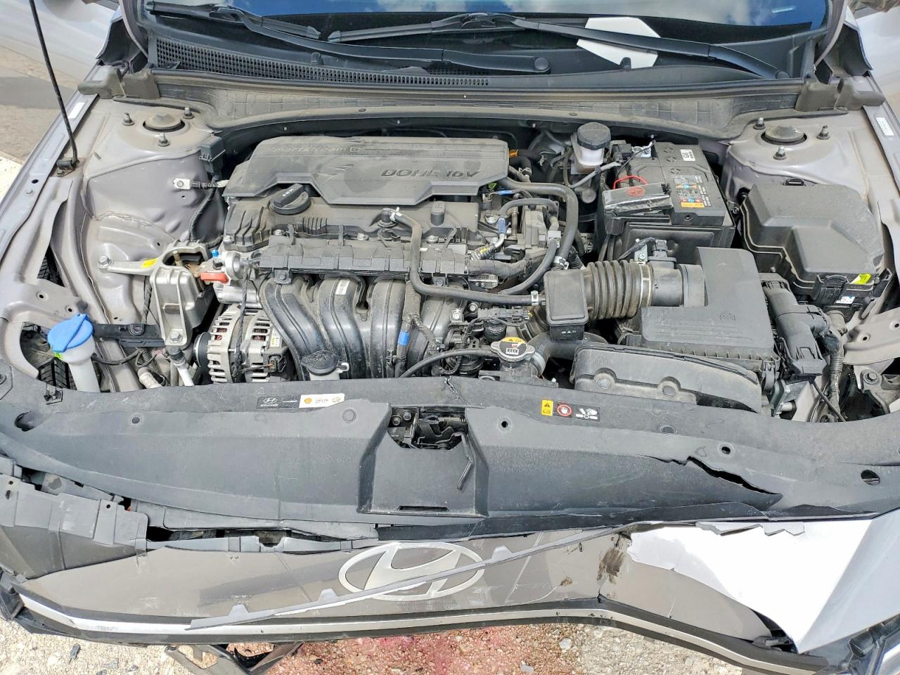 Hyundai ELANTRA Sel