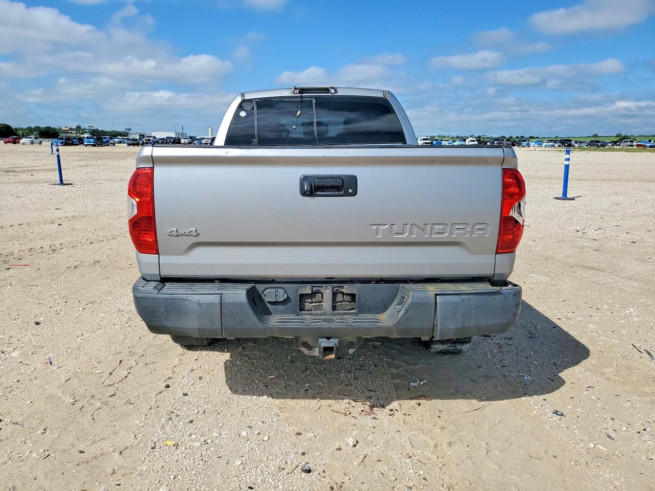 Toyota Tundra Sr