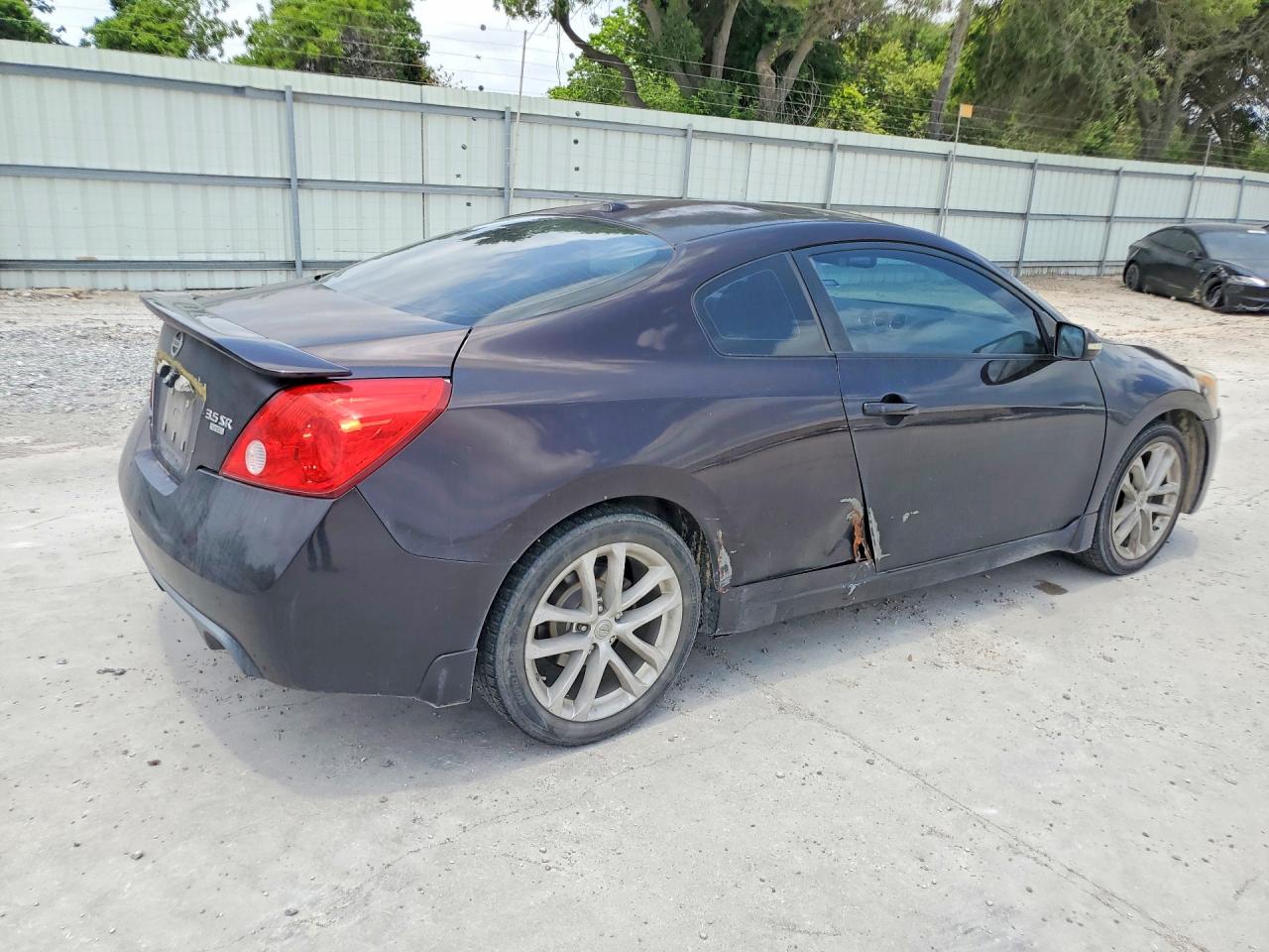 Nissan Altima Sr