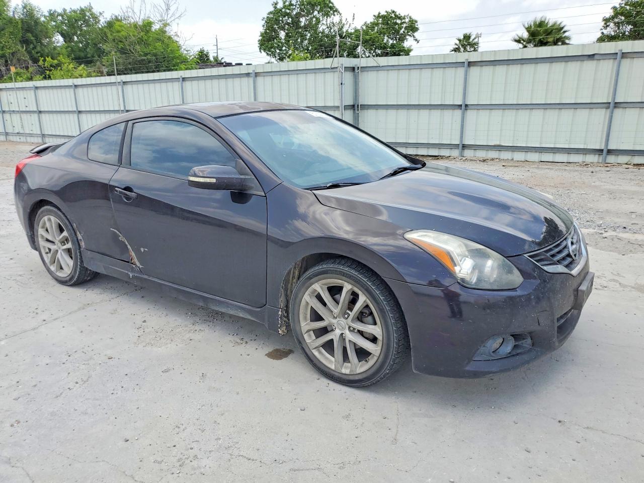 Nissan Altima Sr